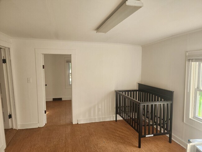 Photo - 2 Bed 1 Bath House Siloam Community