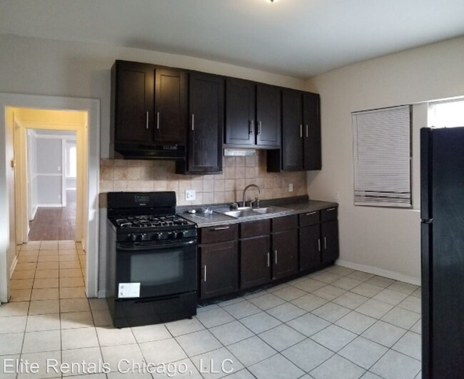 Photo - LANGLEY_8258 Unit 2