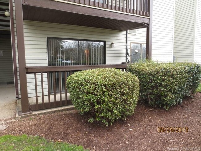 Photo - 131 Haverford Ct