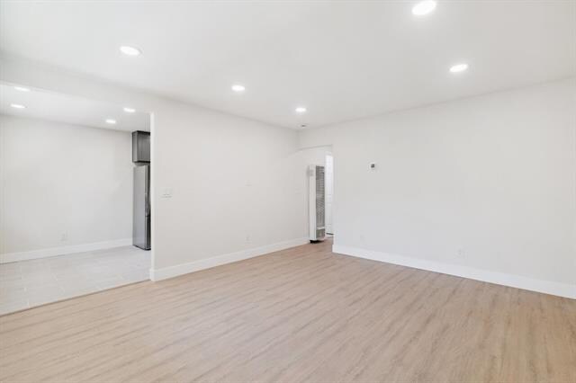 Photo - 5723 Via Monte Dr Unidad B