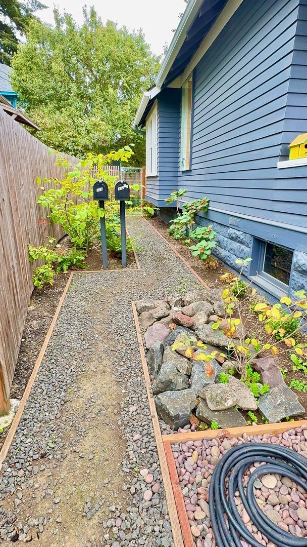 Photo - 332 W 5th Ave Unidad B