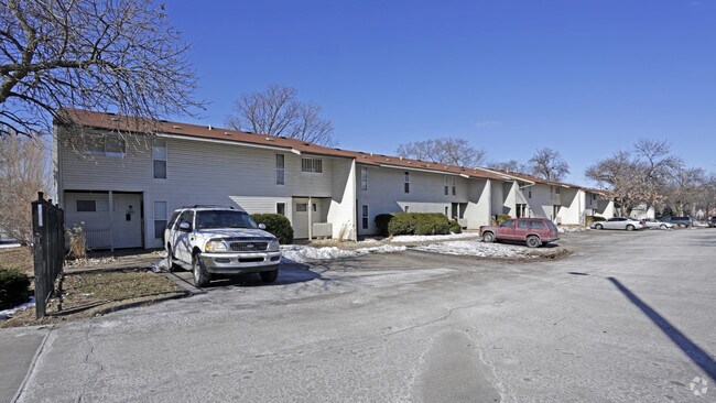 Village Green - Village Green Apartments