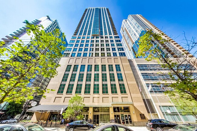 Photo - 2 E Erie St Condo Unit 3102
