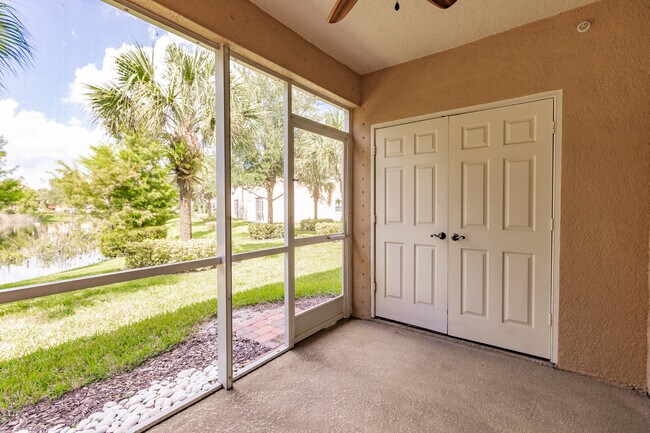 Photo - 27520 Palmesta Circle Unidad 50