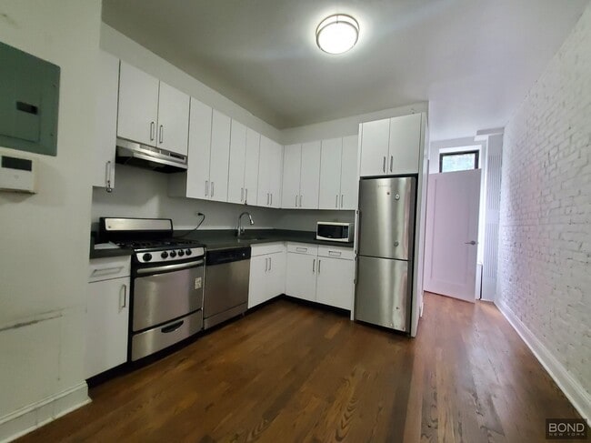 Building Photo - 234 E 89th St Unit 2X Rental