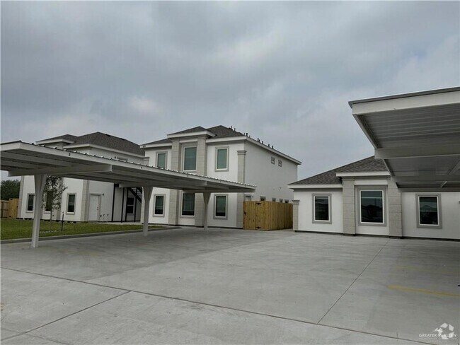 Building Photo - 1601 Molino Dr Unit 4 Rental