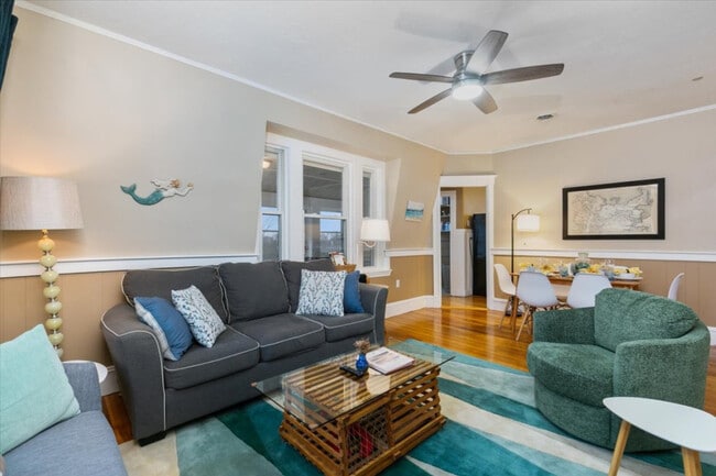 Building Photo - 46-48 Russell Street-SI ID1328028P Unit SI ID1328028P