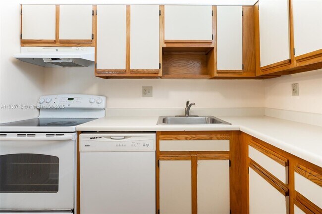 Photo - 10869 W Clairmont Cir Unit 209