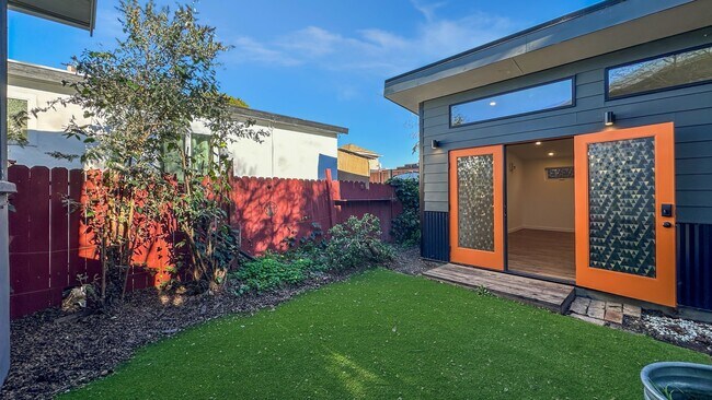 Photo - 22nd760 Unit 760B