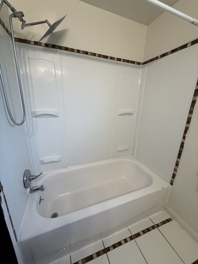 Photo - 200 N Christine Cir