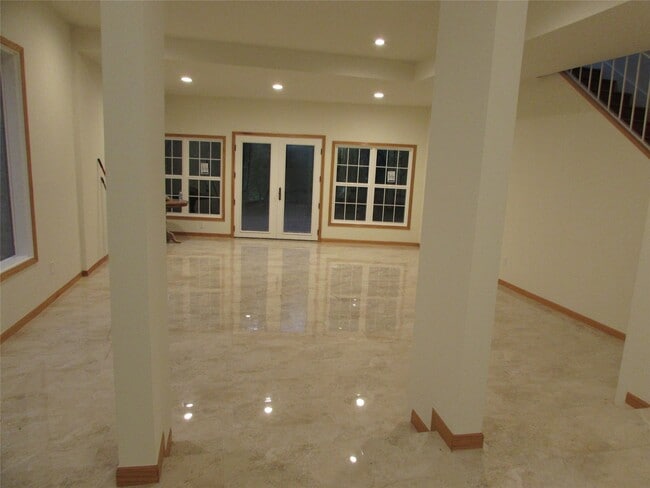 Photo - 201 Vanderpool Ln Unit 19