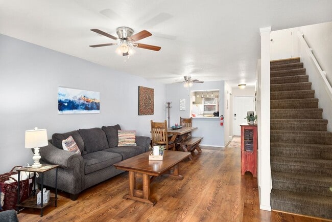 Photo - 604 White Mountain Dr Unidad 702
