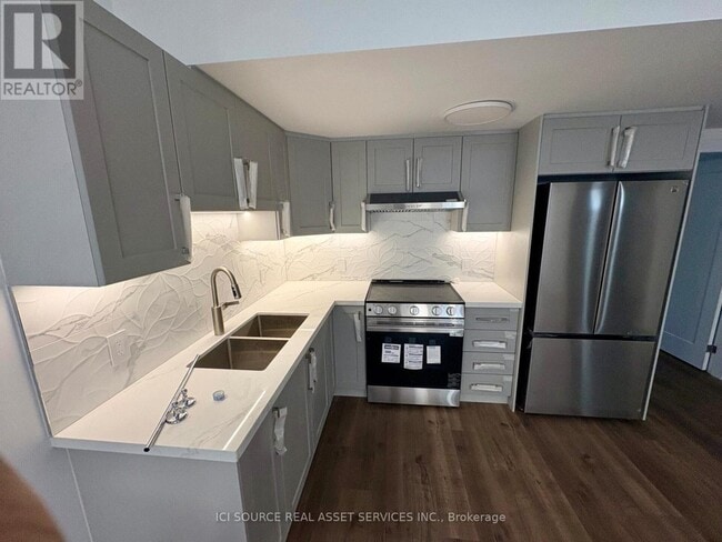 Photo - 8 Redkey Dr