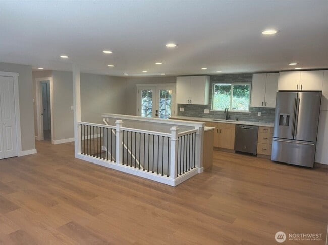 Photo - 4515 Chrisella Rd E