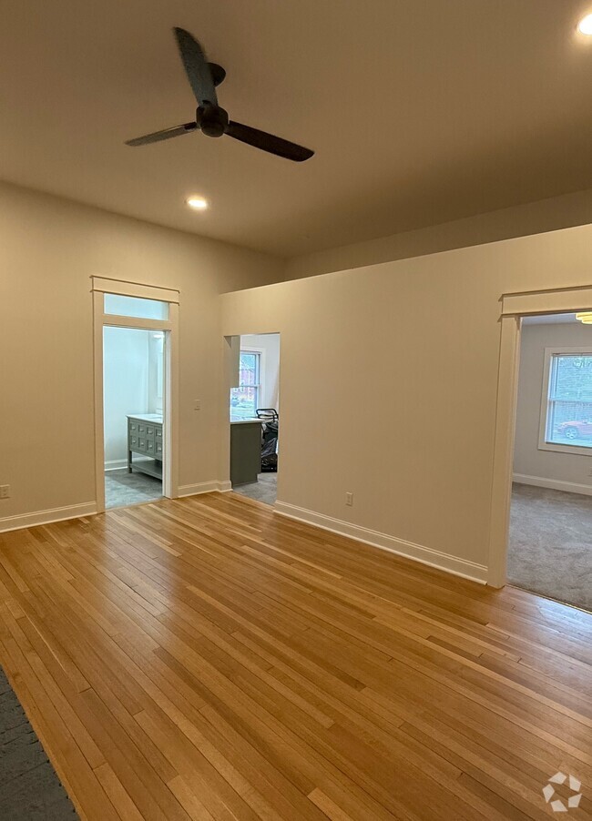 Building Photo - 822 3rd St S Unit 2 Rental