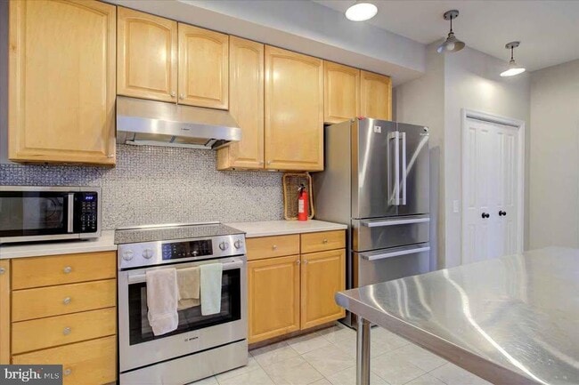 Photo - 1118 F St NE