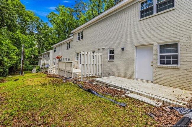Photo - 2434 Bragg Blvd