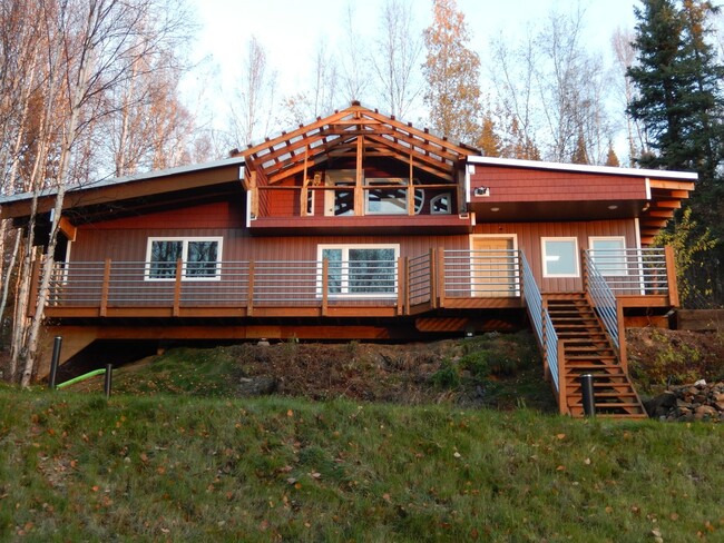 2 Bed/1Bath house off Chena Ridge (Half Of... - 2 Bed/1Bath house off Chena Ridge (Half Of...