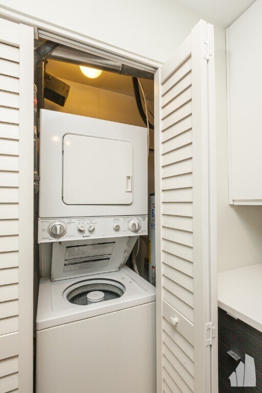 Photo - 944 West Grace.-F201 Unit F201