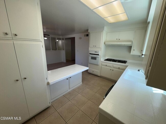 Photo - 1532 Downing St