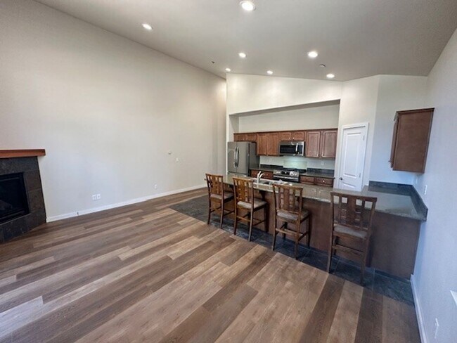 Photo - Lovely, recently remodeled 3Bd townhouse duplex! Available for viewing now! Call me to inquire to...