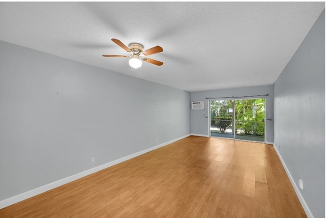 Photo - 2115 NE 42nd Ct Unit Apt 110N