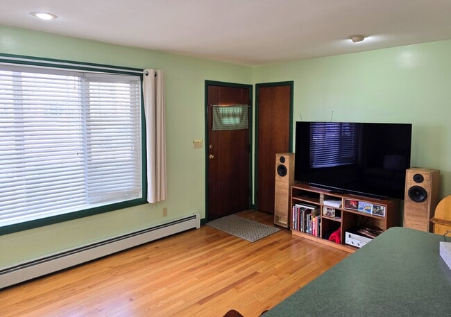 Photo - 21 Wickers St