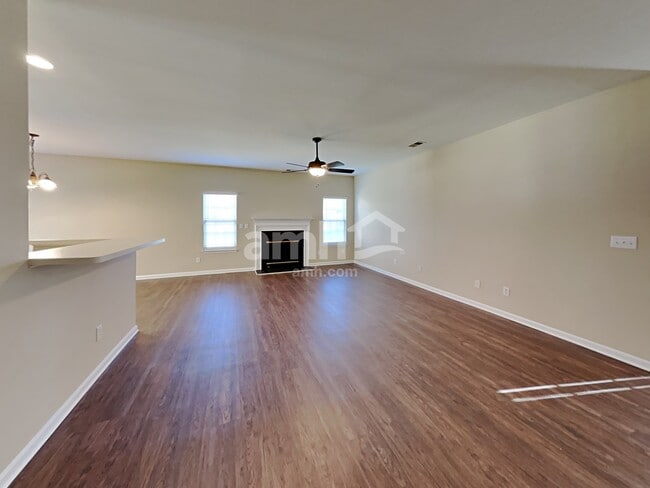 Photo - 116 Brewster Ct