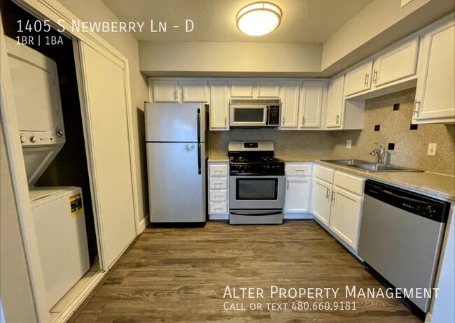 Photo - 1405 S Newberry Ln