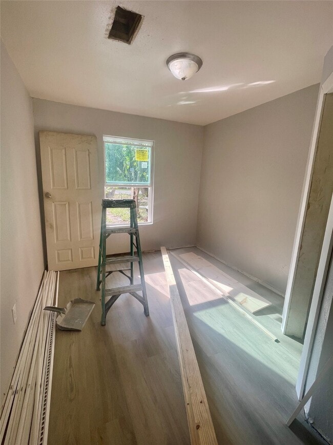 Photo - 504 N 8th St