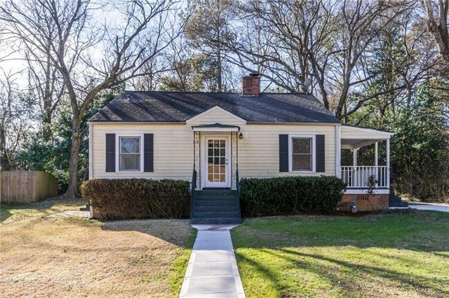 Building Photo - 312 Phillips Dr SE Rental