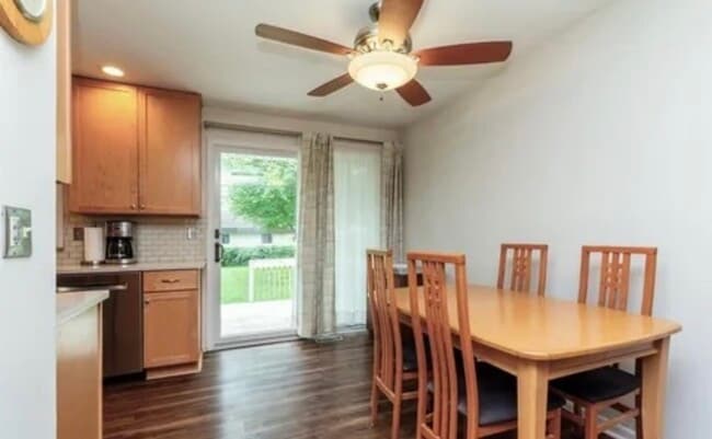 Photo - 27621 Long St