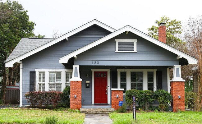 ALAMO HEIGHTS CRAFTSMAN COTTAGE - ALAMO HEIGHTS CRAFTSMAN COTTAGE House