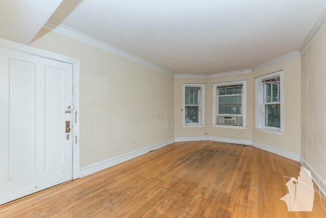Photo - 3711 N Hoyne Ave Unit 3