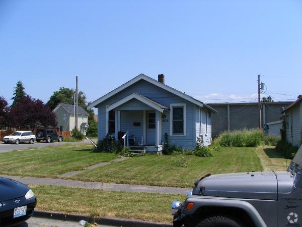 Building Photo - 2138 Franklin St Rental