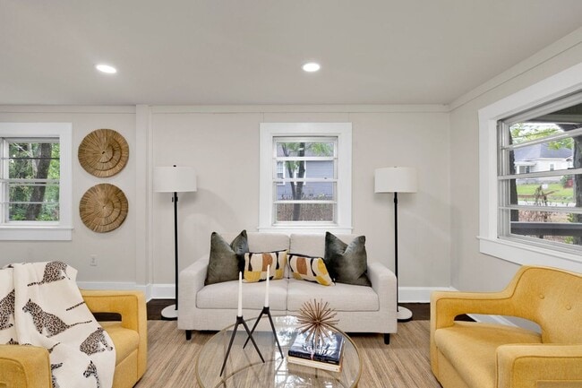 Photo - Avondale Gem!! - 3 Bed/2 Bath