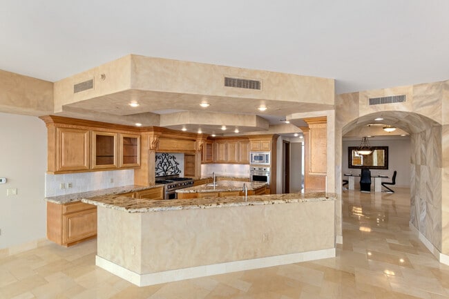 Photo - 9103 Alta Dr