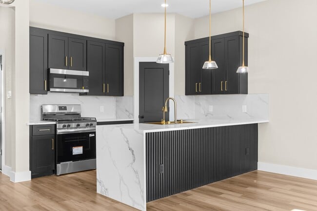 Photo - 4206 Kewanee St