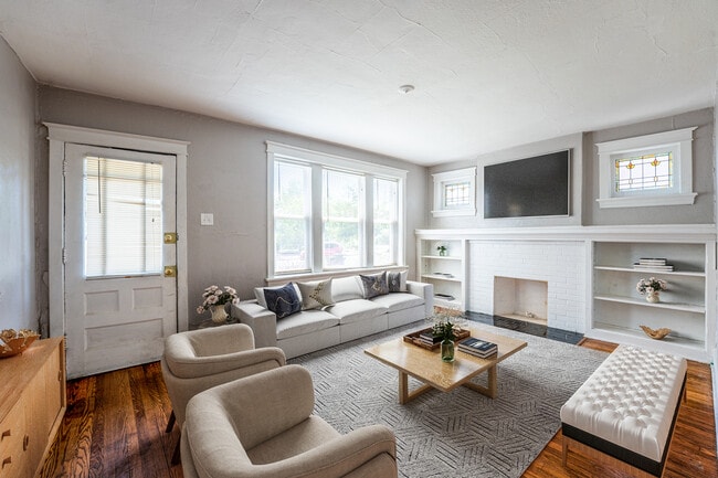Photo - 1319 Woodland Dr Unit #2