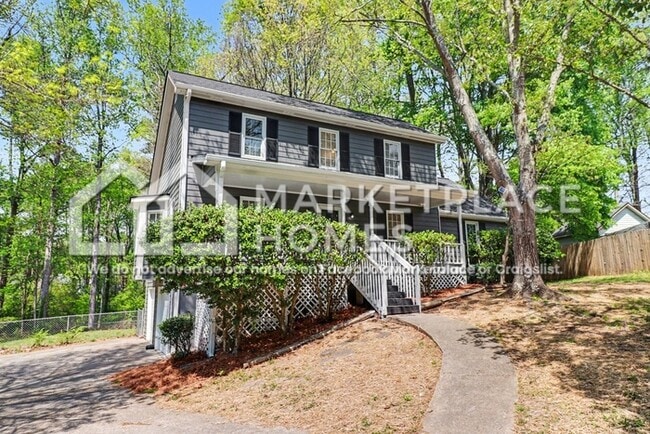 Photo - 2699 Foxglove Dr SW