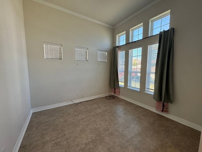 Photo - 3367 Vineyard Trail