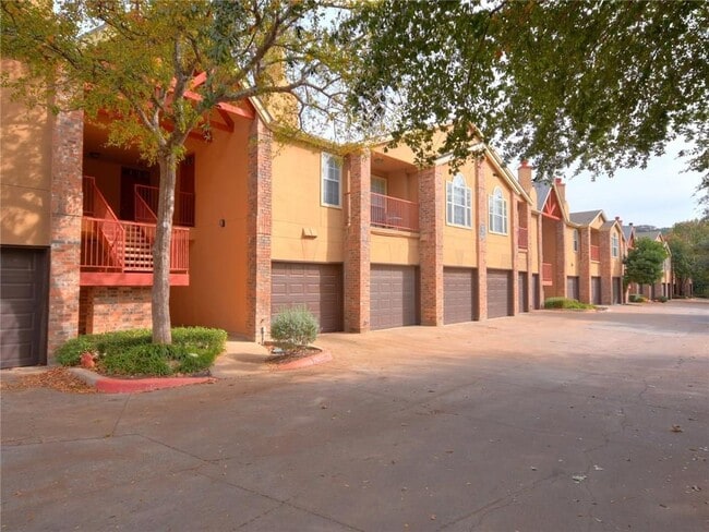 Building Photo - 6804 N Capital of Texas Hwy Unit 526