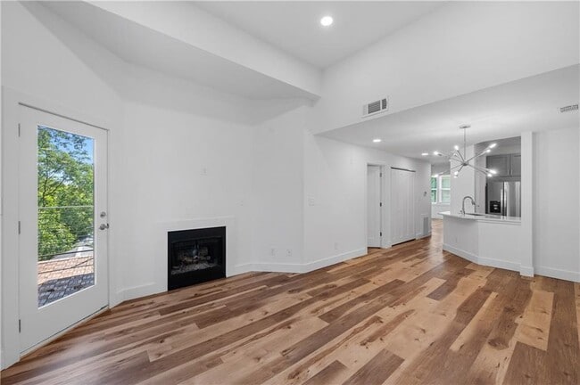 855 Piedmont Ave NE Unit 1G