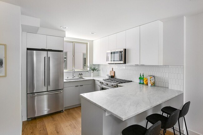 Photo - 2Bd/2.25Ba Seattle Townhome