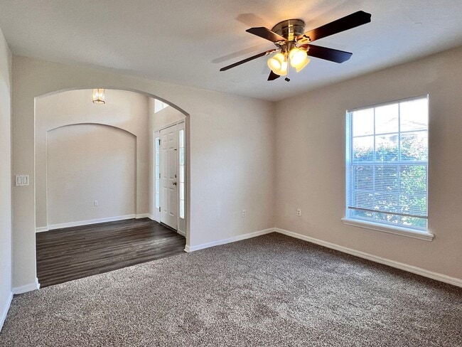 Photo - Spacious Three-Bedroom Home in Savannah Estates