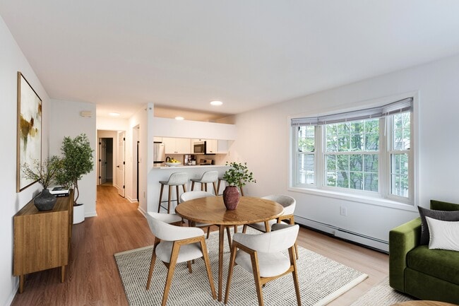 Building Photo - Everbend Rental