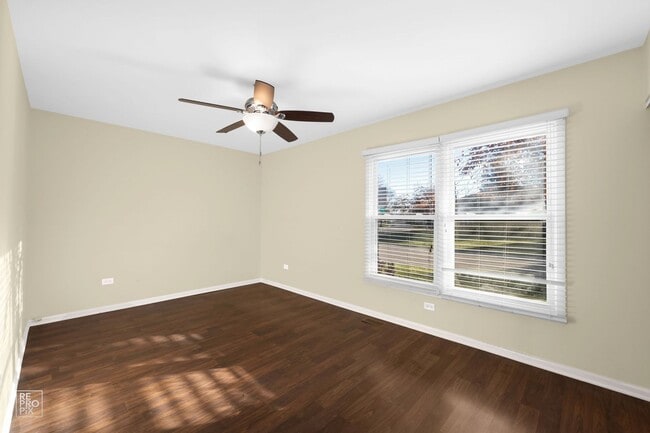 Photo - Schaumburg Ranch Two Bedroom One Bath with...