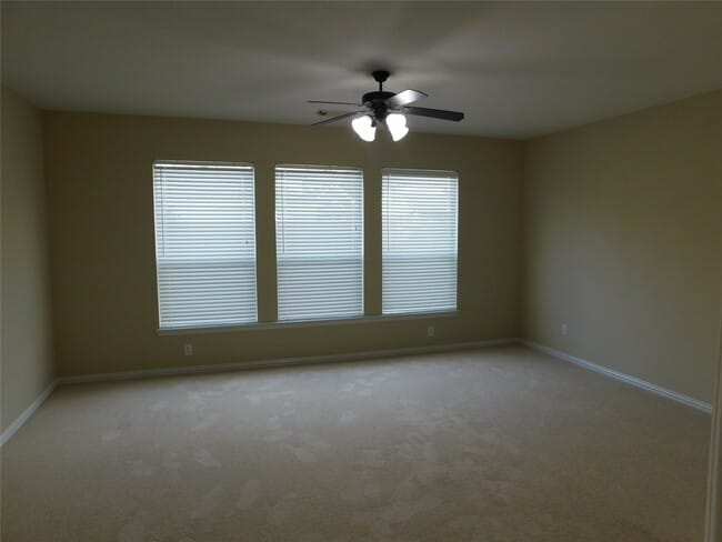 Building Photo - 5527 Baron Ridge Ln Rental