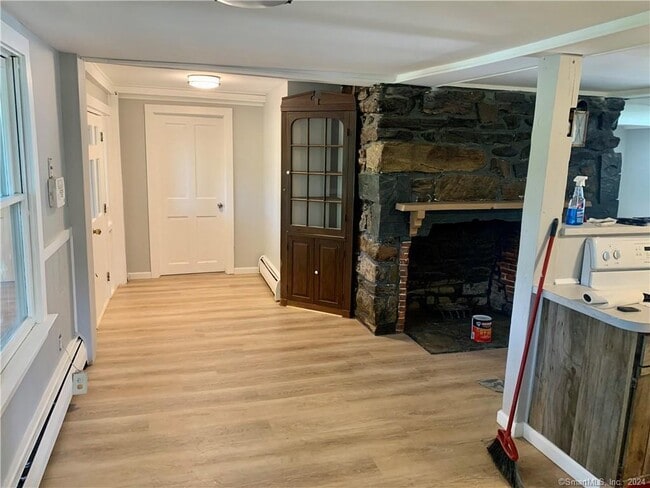 Photo - 551 N Main St Unit 1R