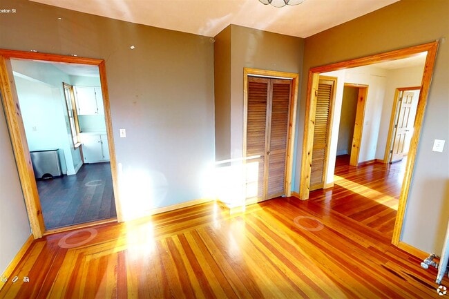 Photo - 27 Princeton St Unidad 2